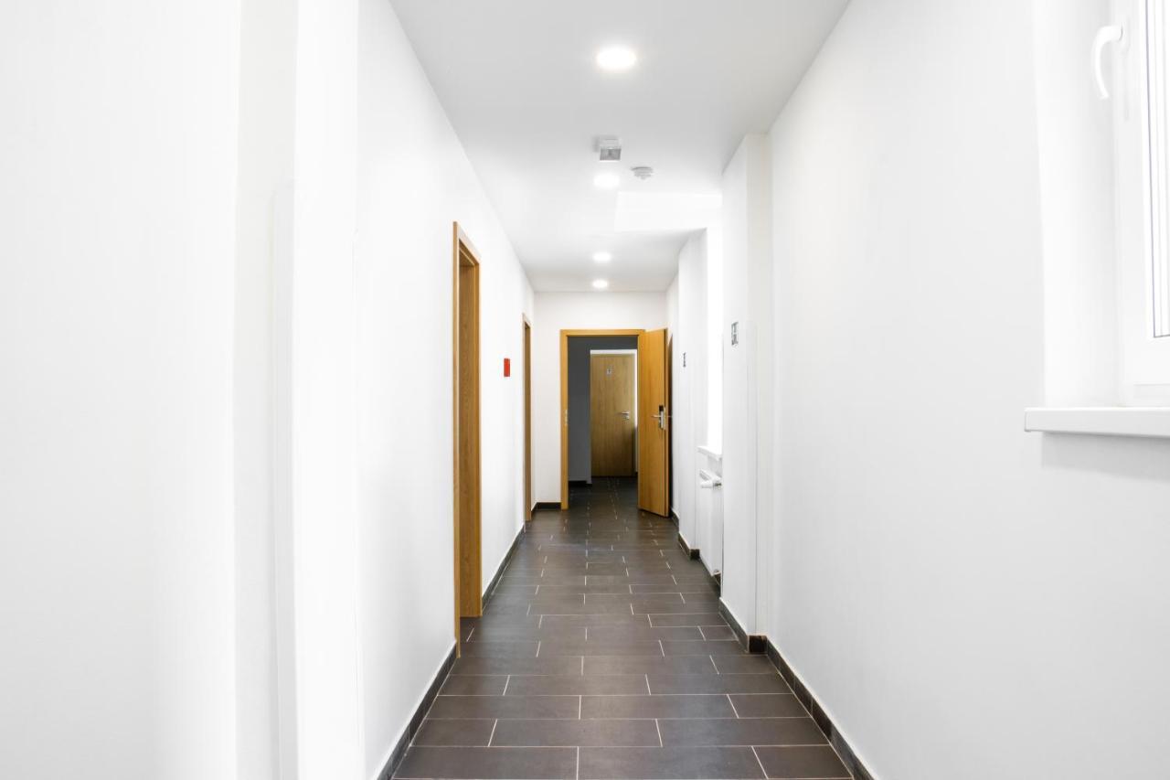 Hostel Mandarinka Prag Eksteriør billede